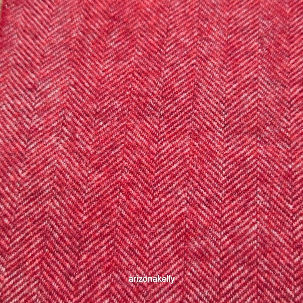 NWOT Wool Herringbone Burgundy Scarf with Big Stripe - Picture 9 of 13